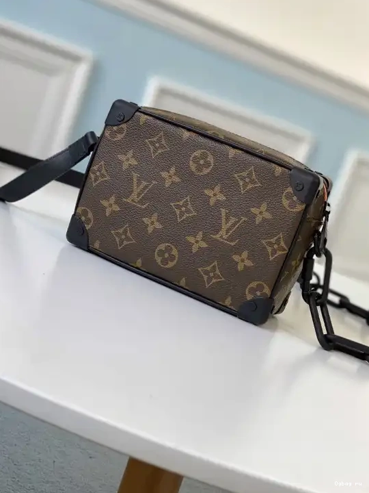 TRUNK VUITTON SOFT LOUIS 0507